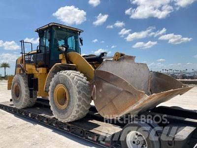 CAT 950M Kolesové nakladače