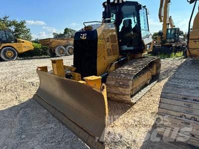 CAT D3K2 LGP Pásové dozéry