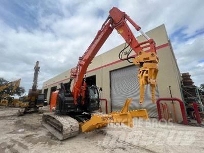 Hitachi ZX225USLC-6 Stroje pre manipuláciu s odpadom