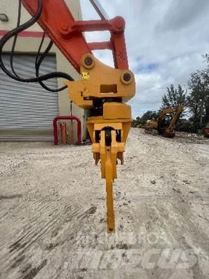 Hitachi ZX225USLC-6 Stroje pre manipuláciu s odpadom