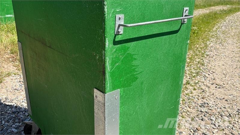  - - - Ďalšie poľnohospodárske stroje