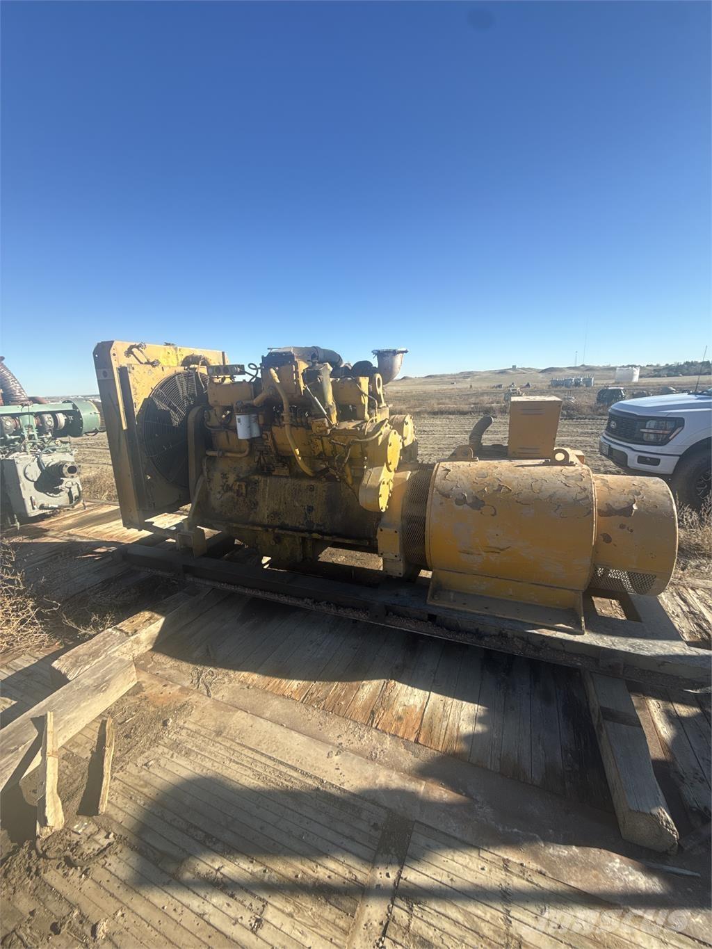 CAT D353E Stavebníctvo - ostatné