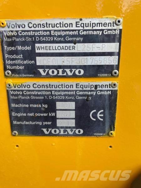 Volvo L 25 F Kolesové nakladače
