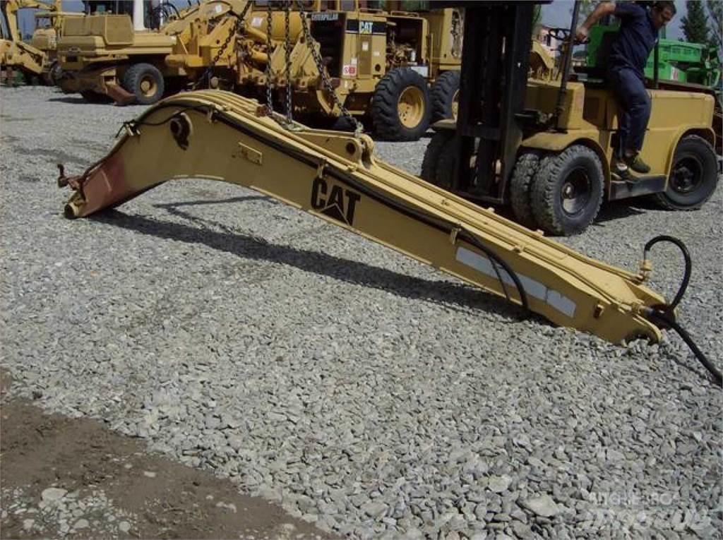 CAT 212 Podvozky a zavesenie kolies