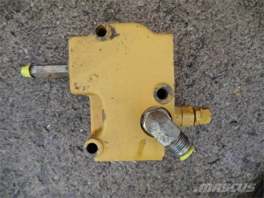 CAT 231D Stavebníctvo - ostatné