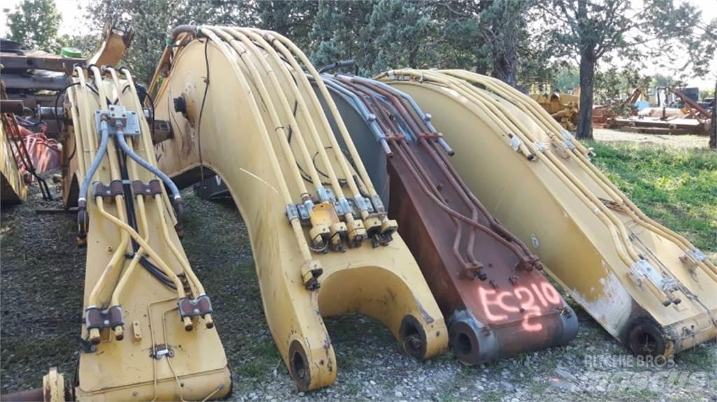 CAT 231D Podvozky a zavesenie kolies
