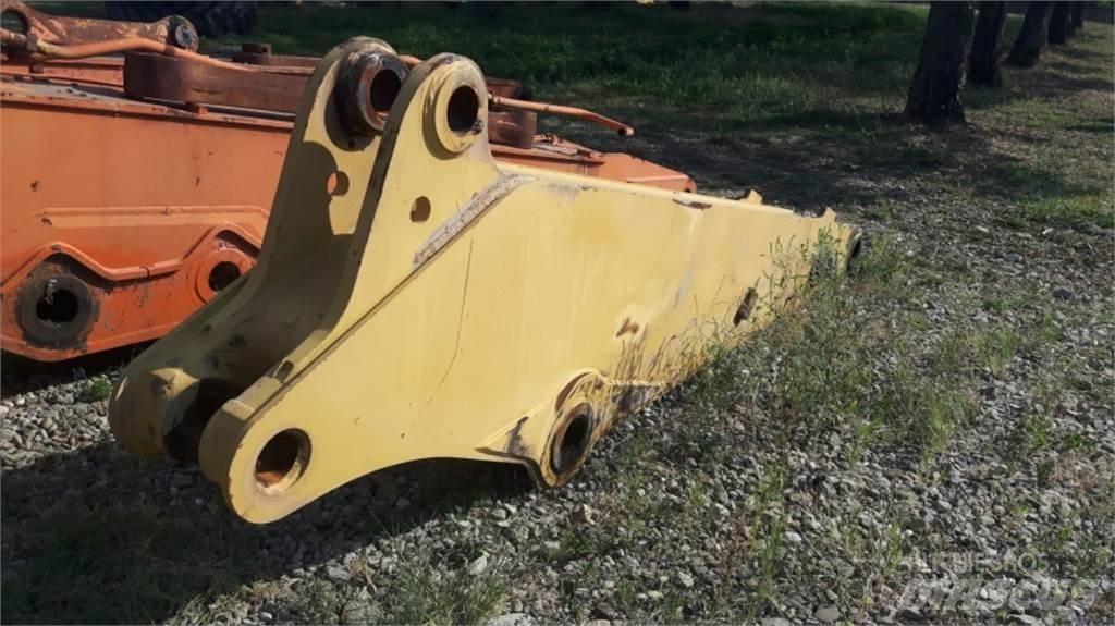 CAT 231D Podvozky a zavesenie kolies
