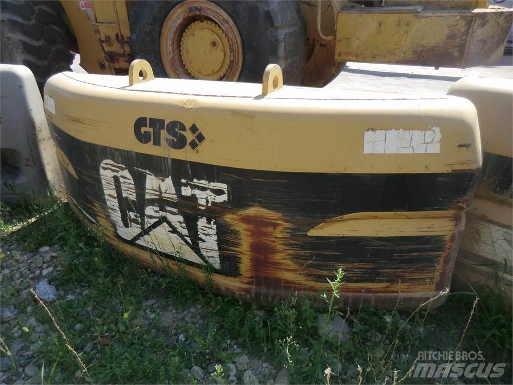 CAT 317B Podvozky a zavesenie kolies