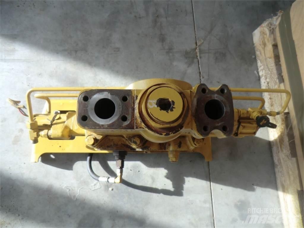 CAT 735 Stavebníctvo - ostatné