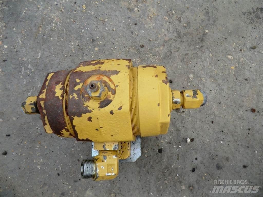 CAT 735 Stavebníctvo - ostatné