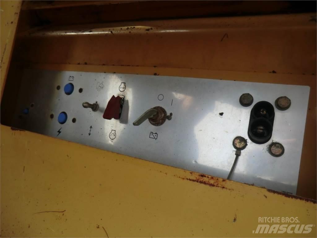 CAT 735 Podvozky a zavesenie kolies