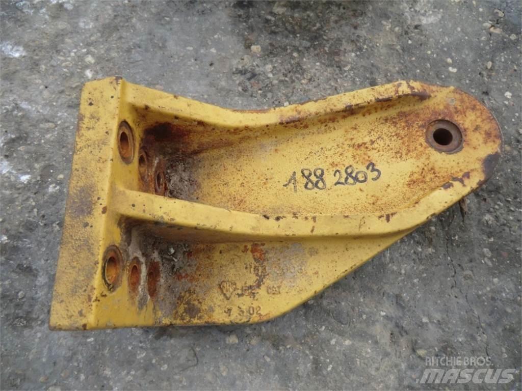 CAT 735 Podvozky a zavesenie kolies