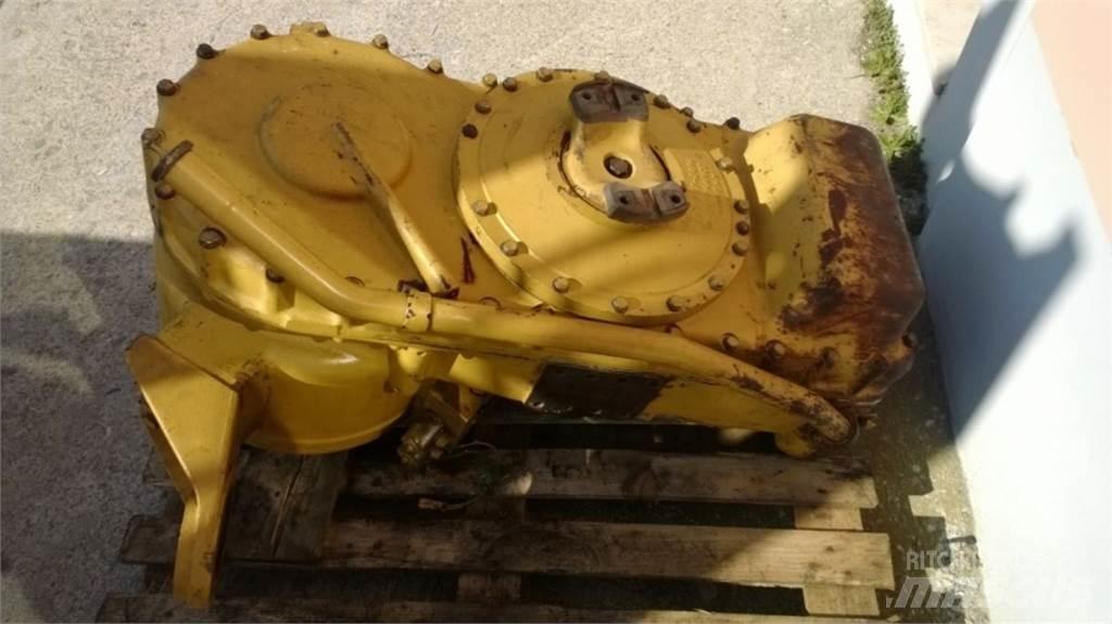 CAT 735 Stavebníctvo - ostatné