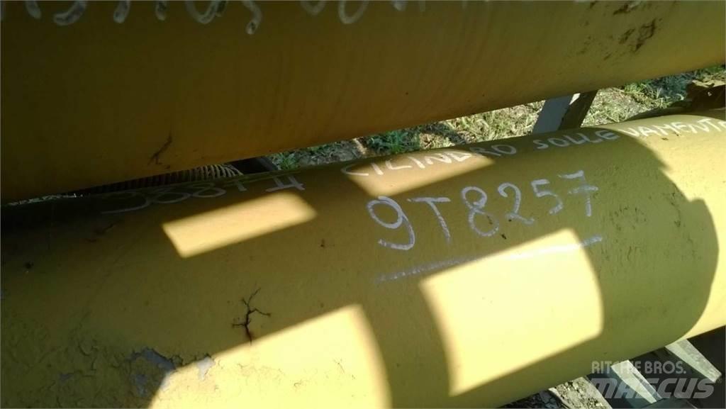 CAT 953 Stavebníctvo - ostatné