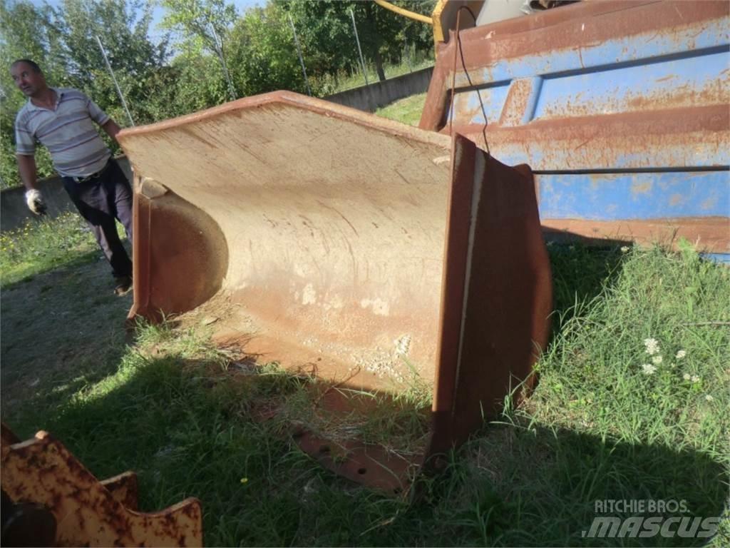 CAT 953C Stavebníctvo - ostatné