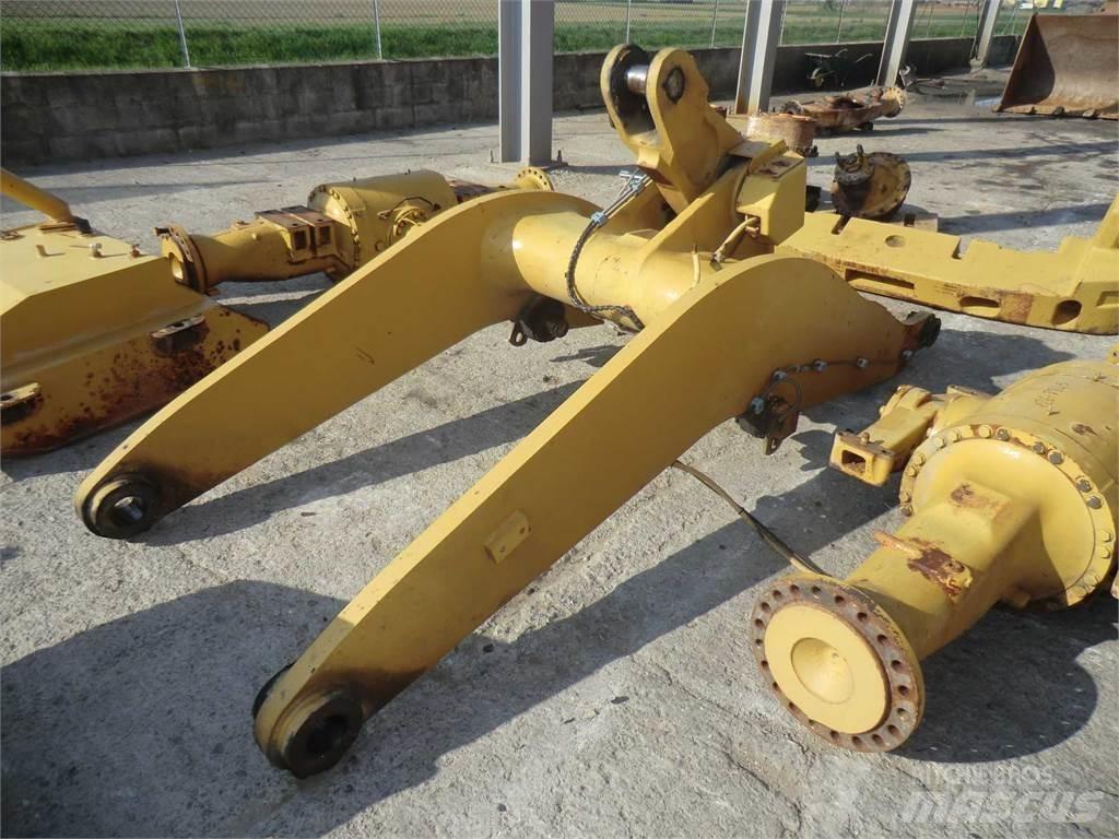 CAT 962H Podvozky a zavesenie kolies