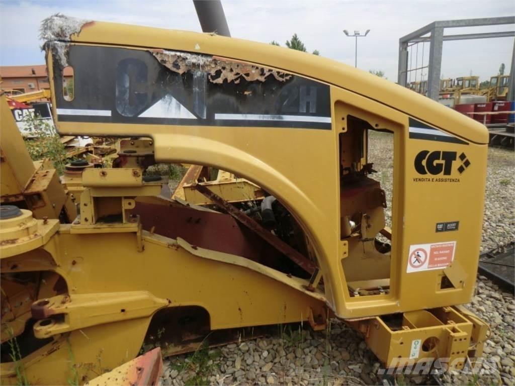 CAT 962H Podvozky a zavesenie kolies
