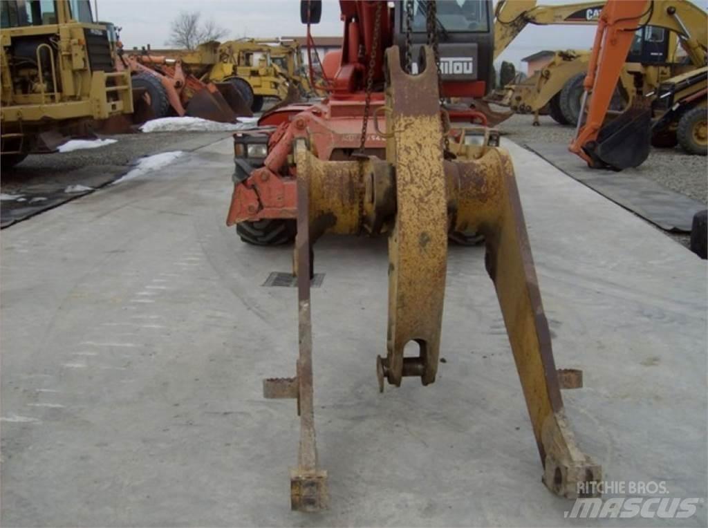 CAT 963 Podvozky a zavesenie kolies