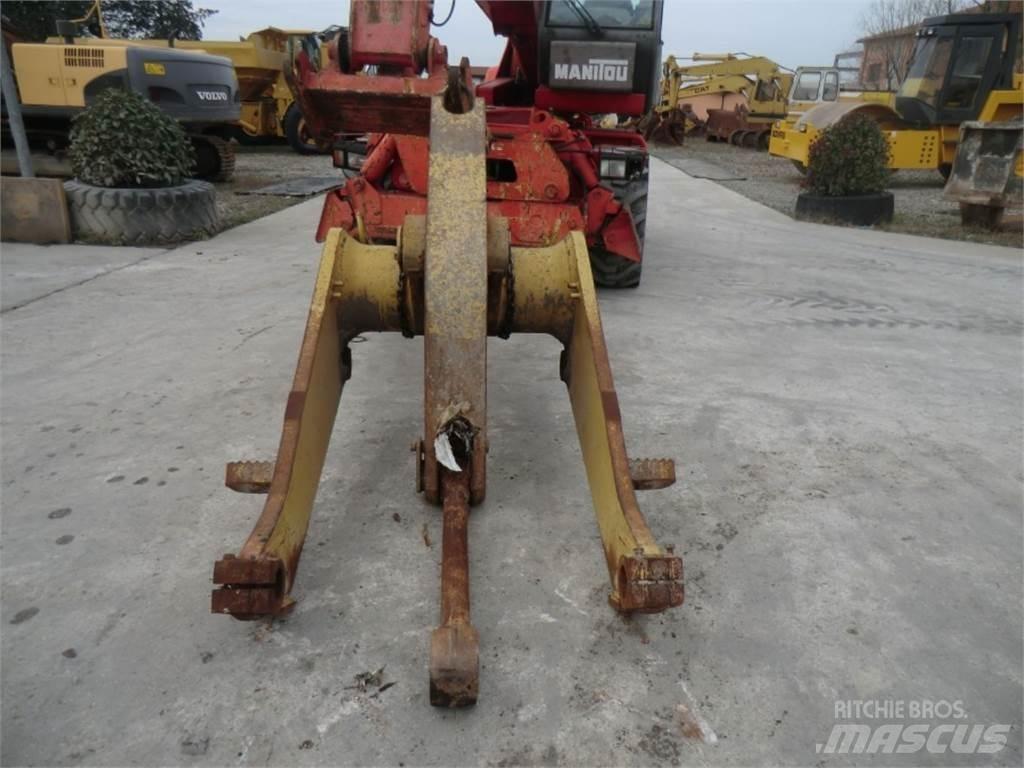 CAT 963C Podvozky a zavesenie kolies