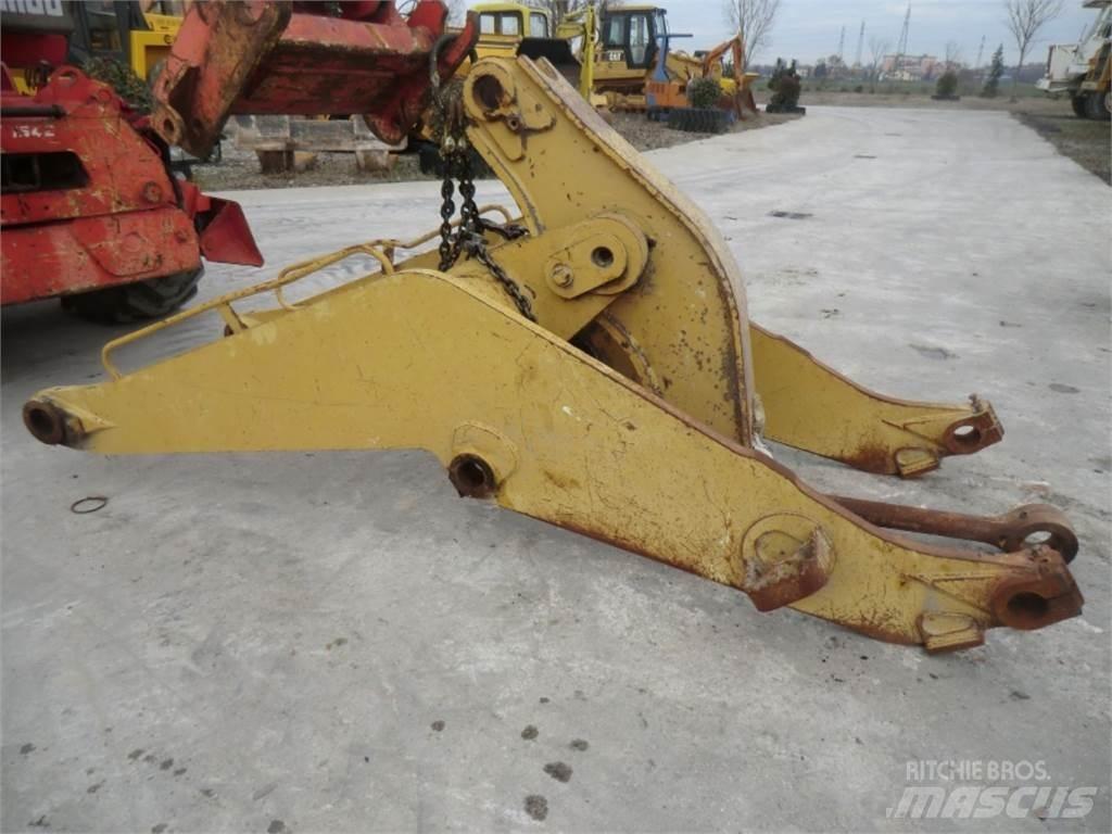CAT 963C Podvozky a zavesenie kolies