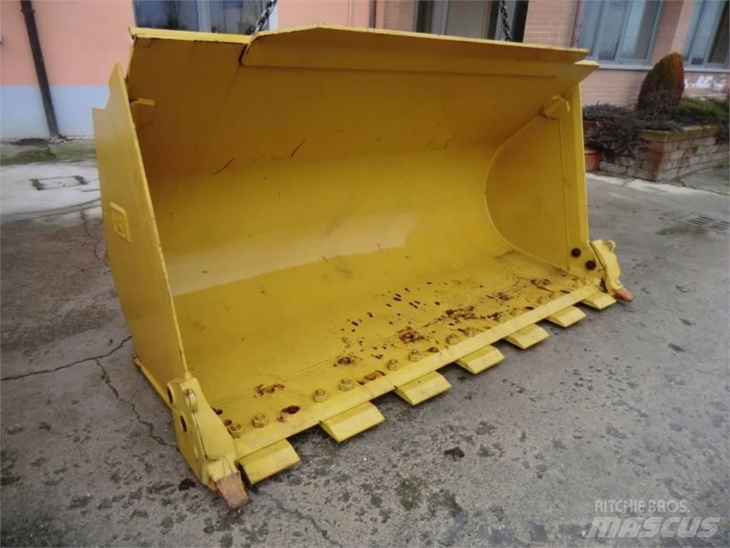 CAT 963D Stavebníctvo - ostatné