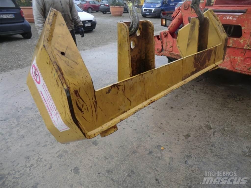 CAT 963D Podvozky a zavesenie kolies