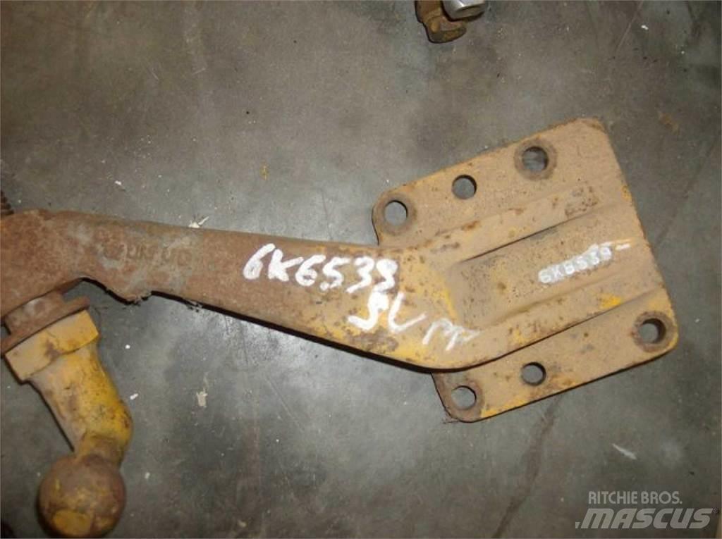 CAT 988 Podvozky a zavesenie kolies