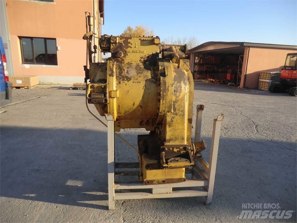 CAT 988B Stavebníctvo - ostatné