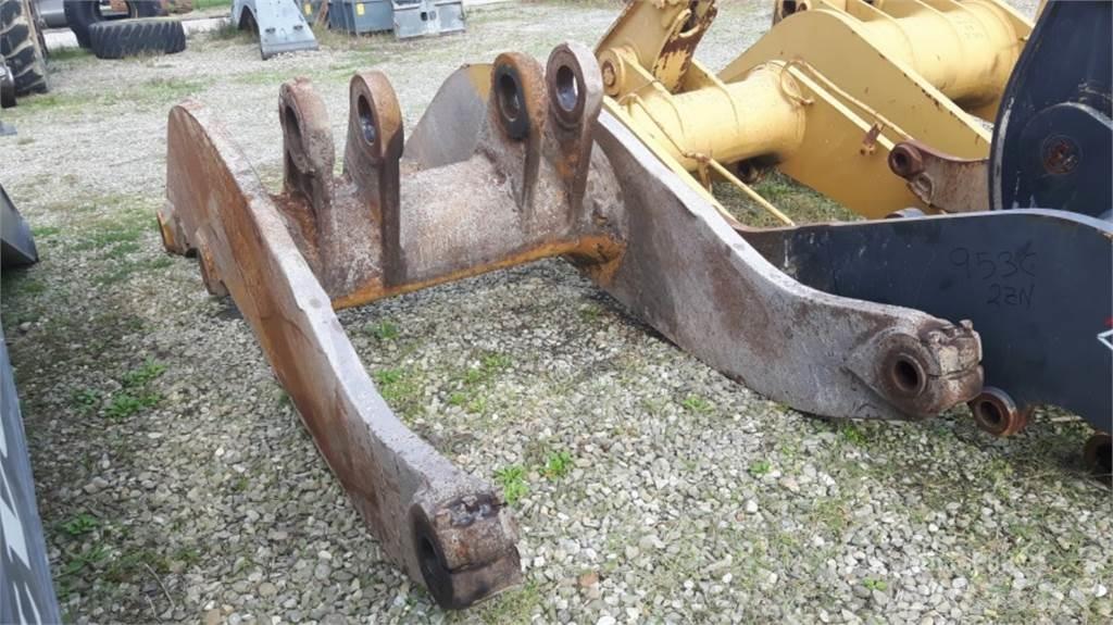 CAT 988B Podvozky a zavesenie kolies