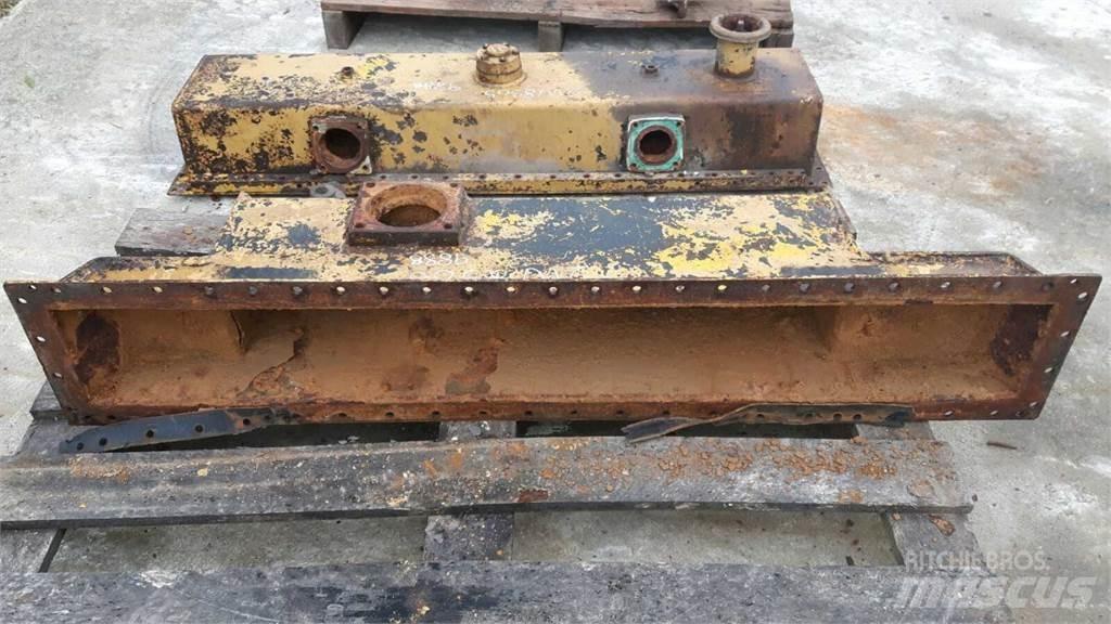 CAT 988B Stavebníctvo - ostatné