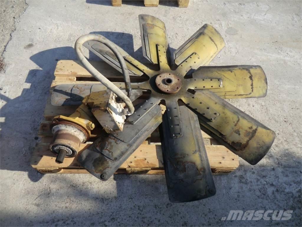 CAT 988F I Stavebníctvo - ostatné