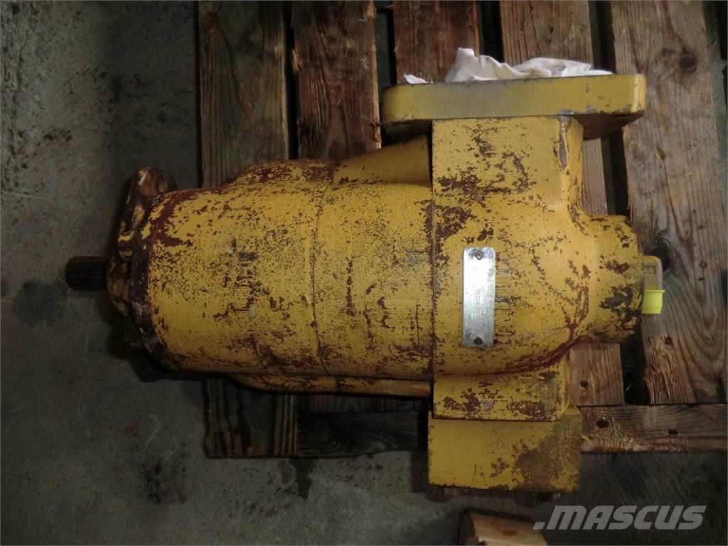 CAT 988F I Stavebníctvo - ostatné