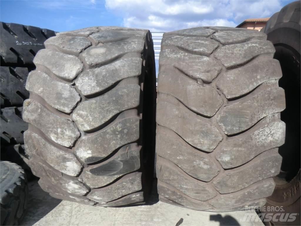 CAT 988G Stavebníctvo - ostatné