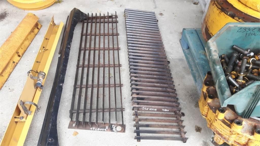 CAT 988H Podvozky a zavesenie kolies