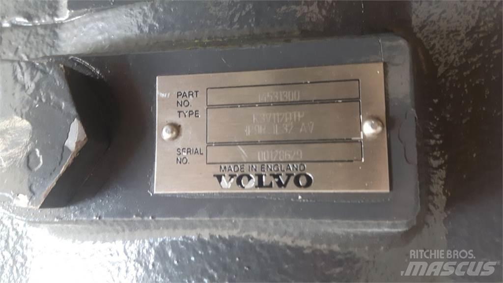 CAT 988H Podvozky a zavesenie kolies