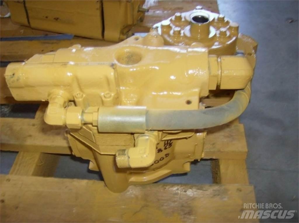 CAT D300D Stavebníctvo - ostatné