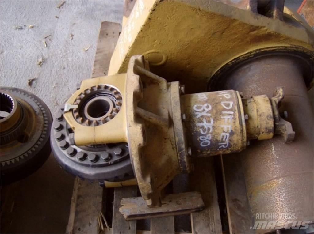 CAT D300D Stavebníctvo - ostatné