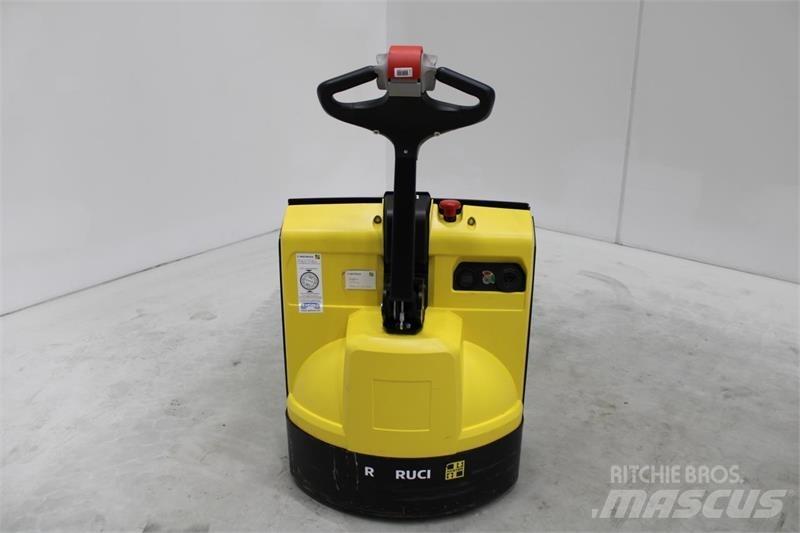 Hyster P1.6 Nízkozdvižný vozík