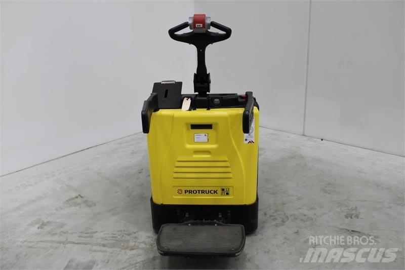 Hyster P2.0S Nízkozdvižný vozík s plošinou