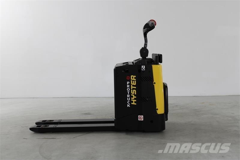 Hyster P2.0S Nízkozdvižný vozík s plošinou