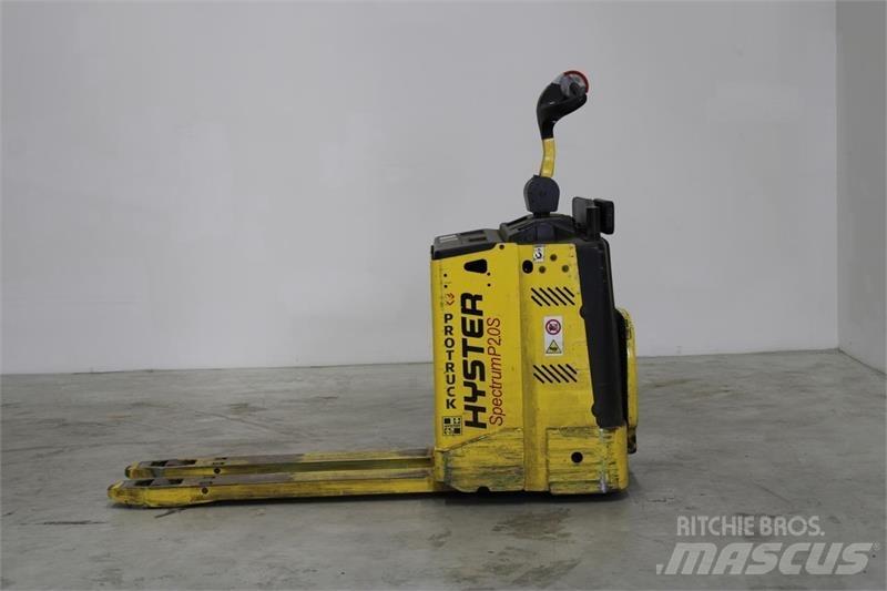 Hyster P2.0S Nízkozdvižný vozík s plošinou