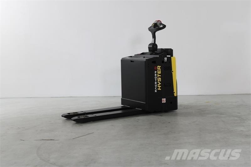 Hyster P2.0S Nízkozdvižný vozík s plošinou