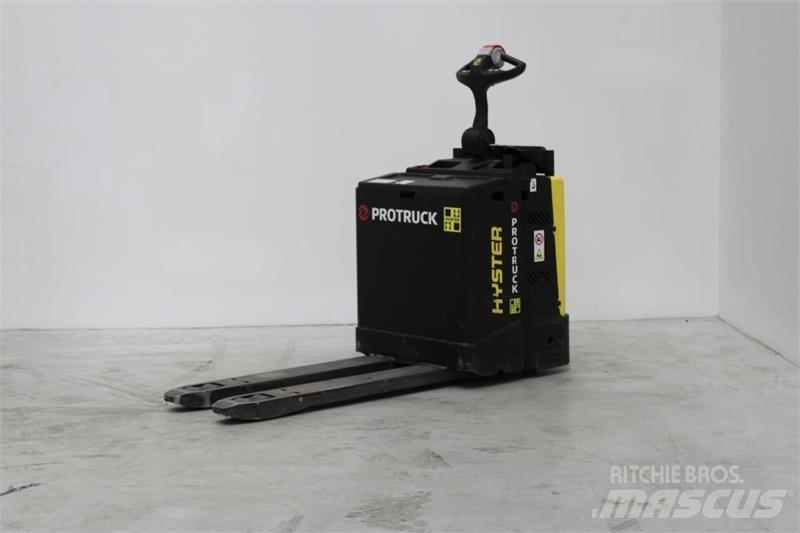 Hyster P2.0S Nízkozdvižný vozík s plošinou
