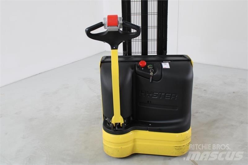 Hyster S1.0E Samohybné vozíky