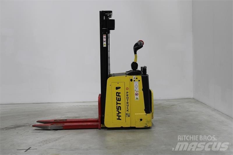 Hyster S1.5S Samohybné vozíky