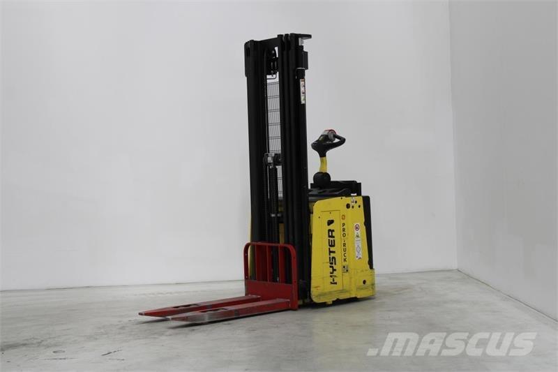 Hyster S1.5S Samohybné vozíky
