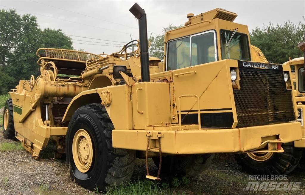 CAT 615 Skrejpre