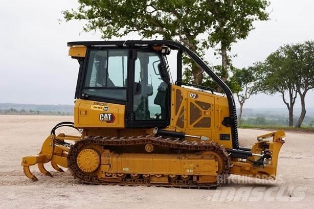 CAT D3 Pásové dozéry