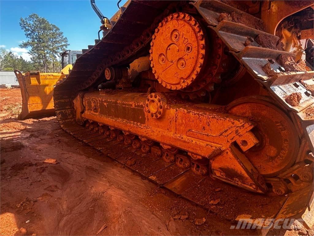 CAT D5 Pásové dozéry