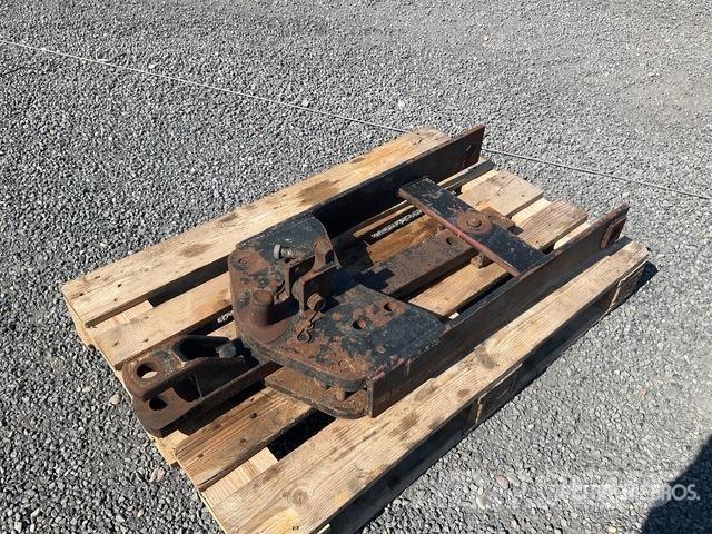  Hitch Ďalšie príslušenstvo traktorov